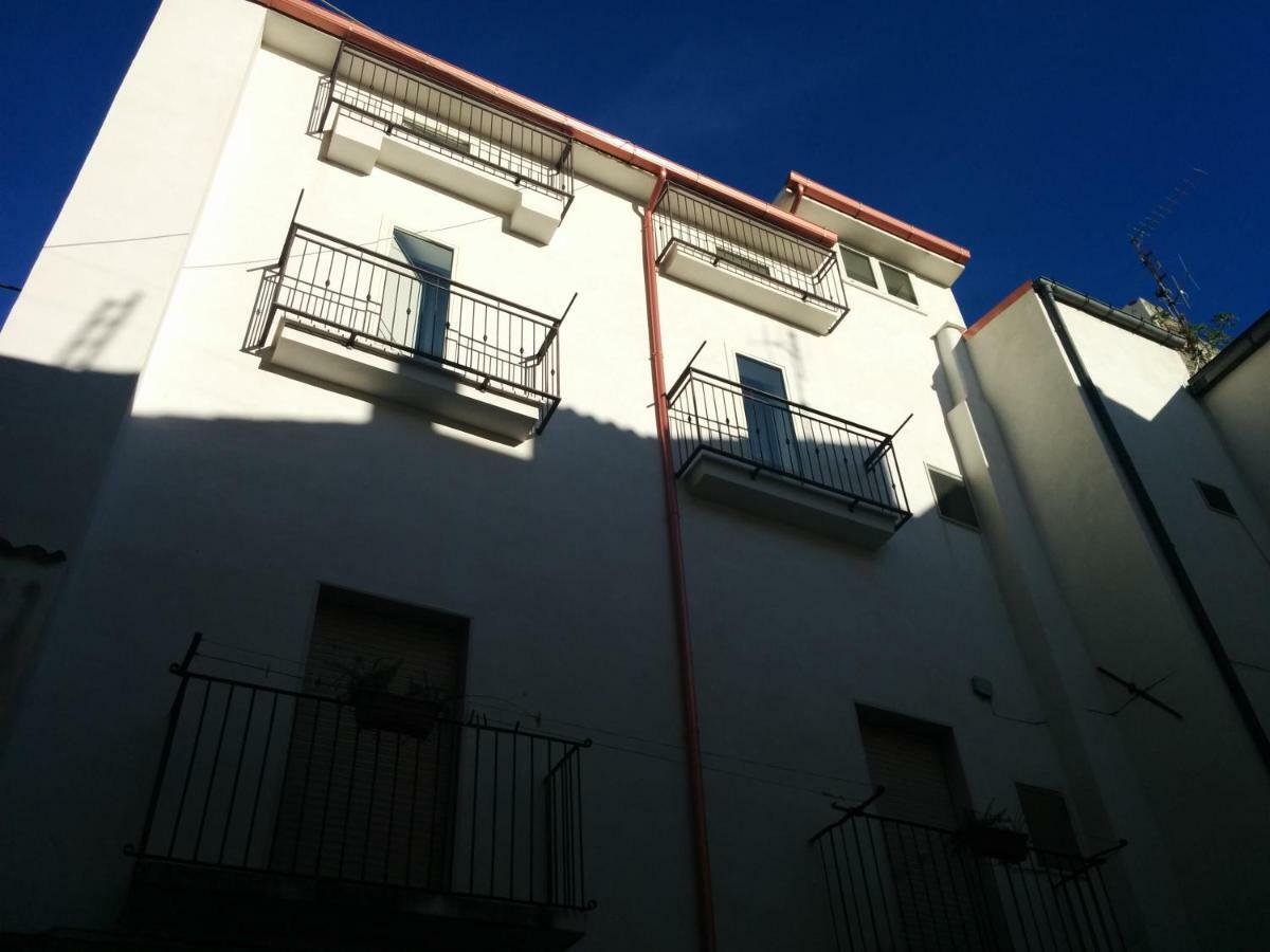 B & B Tancredi Cagnano Varano Exterior foto